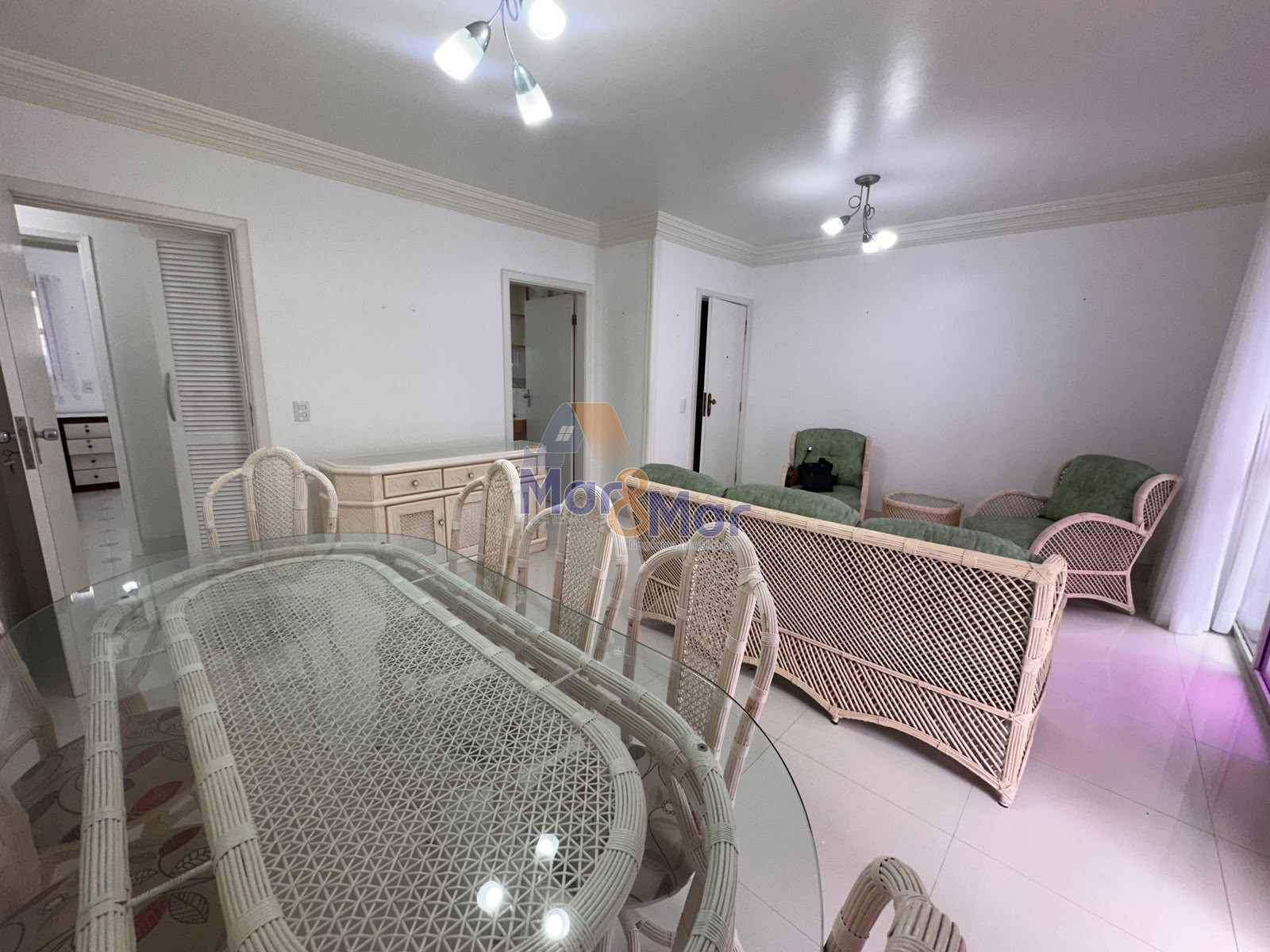 Apartamento-2-dormitorios-Pitangueiras
